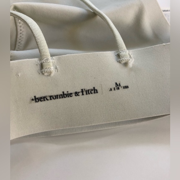 Abercrombie and Fitch Triangle Strappy Back Bralette Size: M - Picture 7 of 11